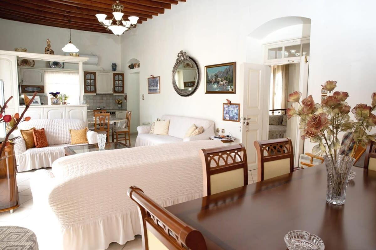 Neoclassical Splendor Unique Experience In Leros Panteli Exterior foto